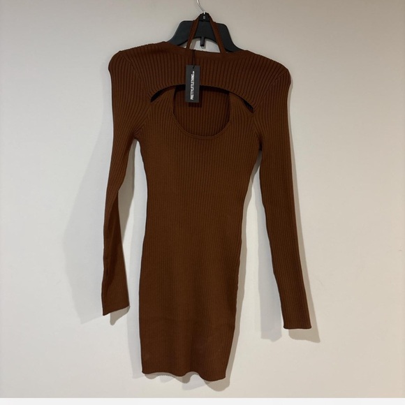 NWT PrettyLittleThing Chocolate Brown Ribbed Knit Halter Midi Dress - Size M - Picture 3 of 8